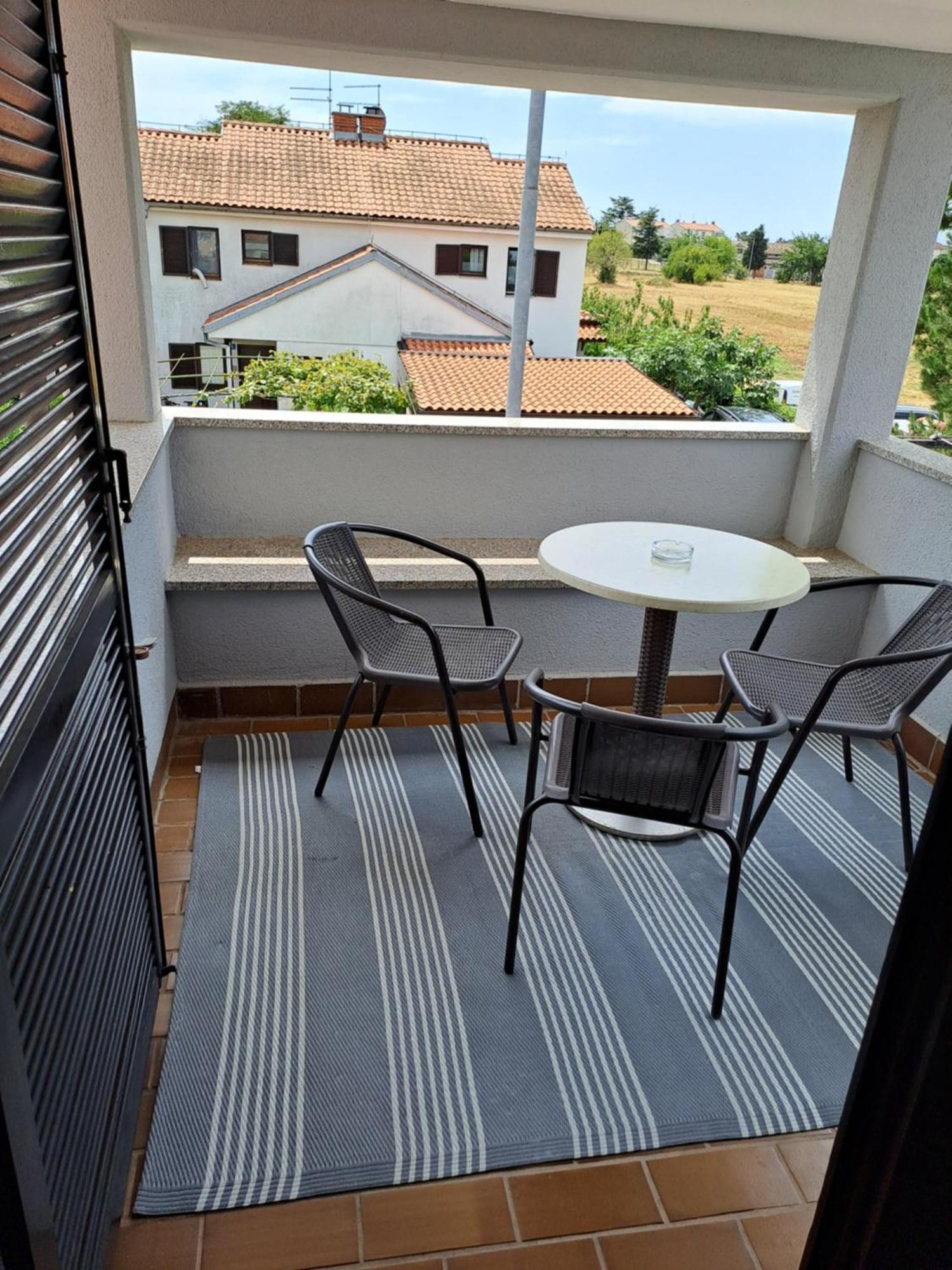 Apartments Luigi Umag Rom bilde